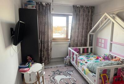 Apartament cu 3 camere decomandat în Valea Rosie - 9