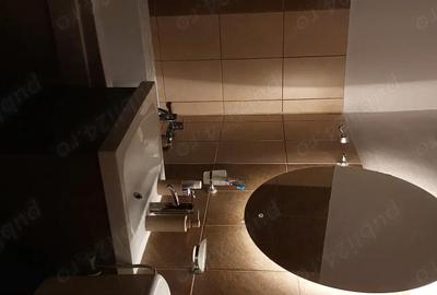 Apartament cu 3 camere decomandat în Central - 2