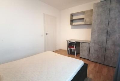 Apartament cu 2 camere decomandat, mobilat în Tractorul - 2