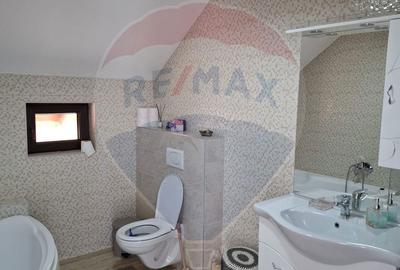 Casă cu 5 camere cu Teren 676 Mp în Bogdan Vodă - 14