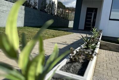 Casă individuală cu 4 camere cu Canalizare în Florești - 4