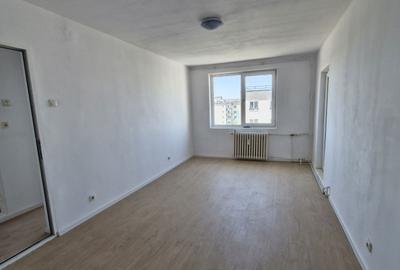 Apartament cu 4 camere semidecomandat în Lujerului - 3