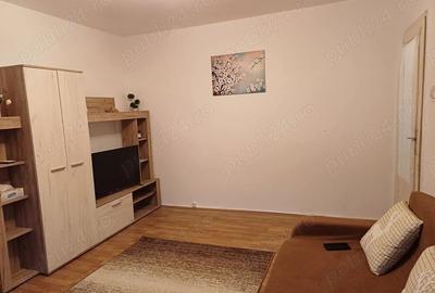 Proprietar, inchiriez apartament 2 camere, zona Circumvalatiunii - 7