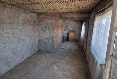 Casa / Vila cu 4 camere de vanzare in zona Central Oras Buhusi - 25