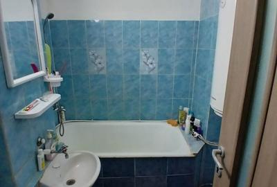 Apartament cu 3 camere decomandat în Aghireșu - 2