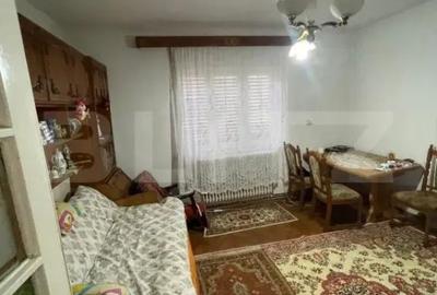 Casă cu 4 camere cu Teren 3300 Mp în 14 Mai - 2