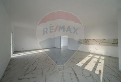 Casă cu 4 camere cu Teren 500 Mp în Vișani - 3