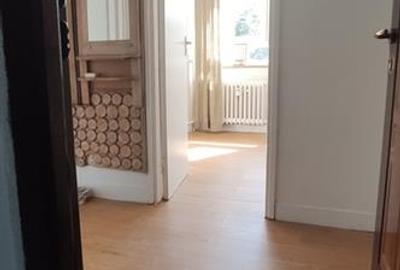 Vanzare apartament 2 camere | Titan | zona verde | frumoasa | bloc 4 etaje reabi - 9