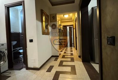 Apartament cu 3 camere decomandat, mobilat în Dacia