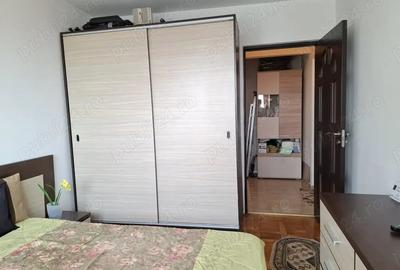 Apartament cu 2 camere decomandat în Micro 5 - 5