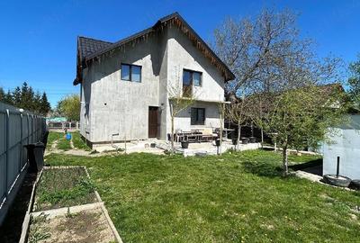 Casă cu 4 camere cu Teren 120 Mp în Țuțora - 5