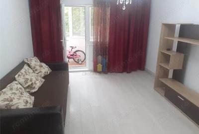 Apartament cu 3 camere decomandat în Independenței - 11