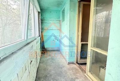 Apartament de vanzare cu 3 camere, zona Titan - 8