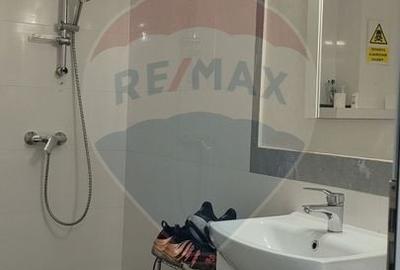 Spațiu comercial, de 202.35000610352 mp, în Central - 25