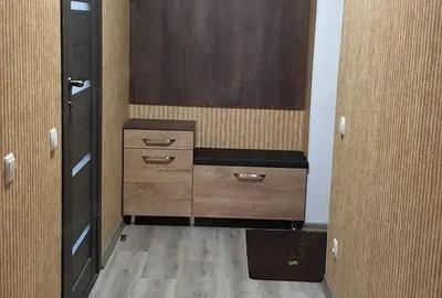 Se ofera garsoniera in zona Teiul Doamnei - 1