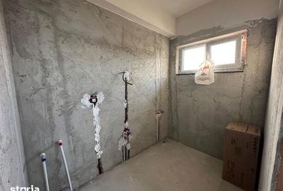 Casă cu 4 camere cu Teren 400 Mp în Domnești - 1