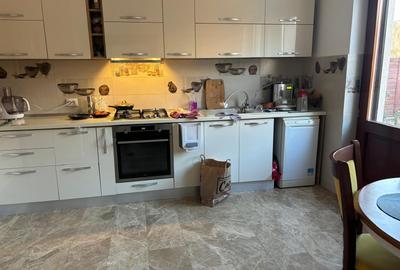 Casa cu 4 camere in zona Pacurari - Intrare Gradina Botanica - 8