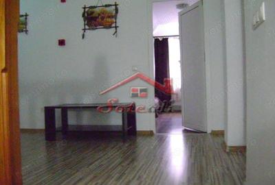 Spațiu comercial, de 280 mp, în Central - 3