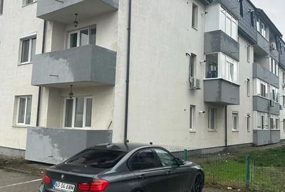 Apartament cu 3 camere decomandat în Bragadiru - 1
