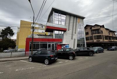 Apartament cu 3 camere decomandat în Central - 1