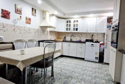 Casă individuală cu 4 camere cu Canalizare în Central - 15