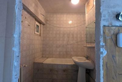 Apartament cu 3 camere decomandat în Colentina - 3