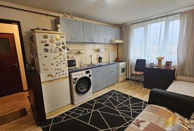 Apartament cu 2 camere semidecomandat în Virtuții