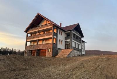 Casă cu 4 camere în Coldău - 3