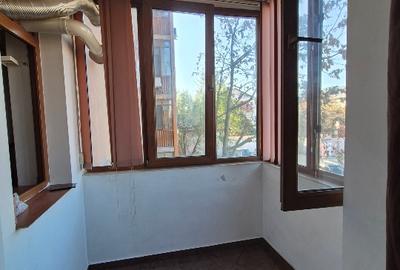 PARTICULAR VAND GARSONIERA - 10