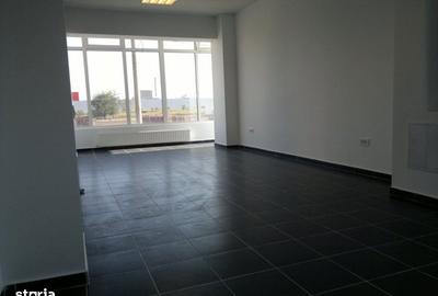 Spațiu comercial, de 64 mp, în Tineretului - 2