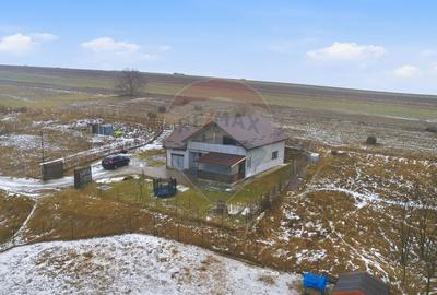 Casă cu 5 camere cu Teren 750 Mp în Orzeni - 12