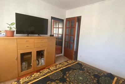Apartament cu 3 camere decomandat în Central - 1