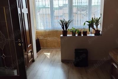 Vand garsoniera etaj 4 Petrila - 1