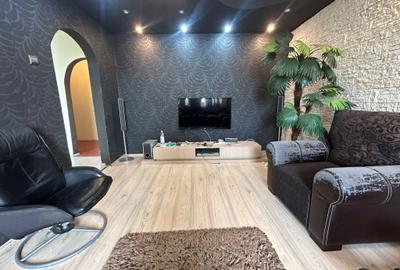 Apartament cu 4 camere decomandat în 1 Decembrie 1918 - 3