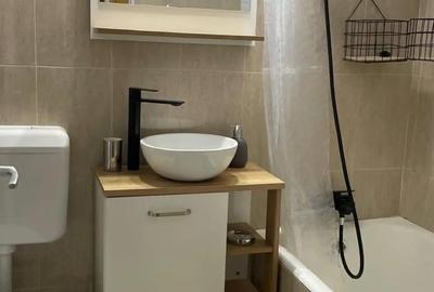 Apartament cu 2 camere decomandat în Circumvalațiunii - 8