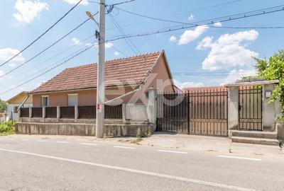 Casă individuală cu 4 camere cu Teren 2436 Mp în Bălaia - 1