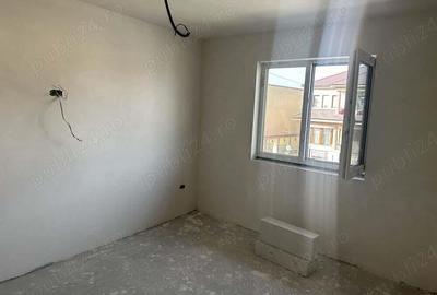 Vila de Vanzare in Zona KM 5 - 7