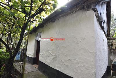 Casă cu 4 camere cu Teren 2066 Mp în Central - 3