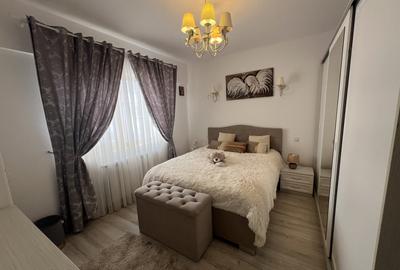 Apartament cu 2 camere decomandat, mobilat în Central