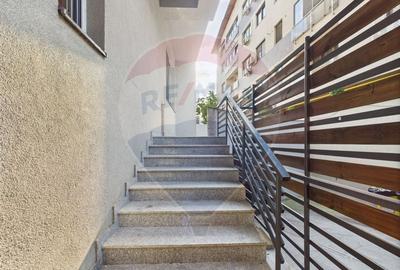 Apartament deosebit cu 3 camere | Curte 63 mp | Damaroaia - 16