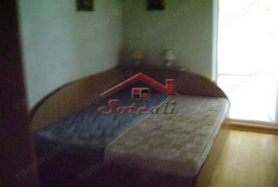 Casă cu Teren 880 Mp în Cornu - 2