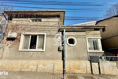Casă cu 5 camere cu Teren 214 Mp în Aroneanu - 9