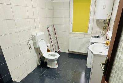 Spațiu comercial, de 80 mp, în Central - 5