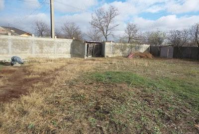 Teren de 7800 mp, în Central - 4