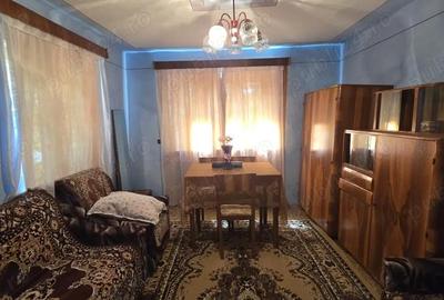 Casă cu 3 camere în Valea - 7