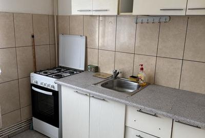 Garsonieră decomandată în Central - 1