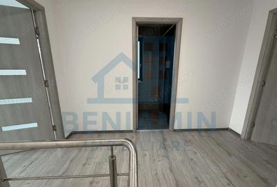 Spațiu comercial, de 90 mp, în Central