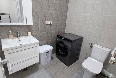 Apartament cu 3 camere decomandat în Palazu Mare - 5