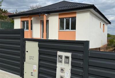 Casă individuală cu 4 camere cu Canalizare în Tomești - 2