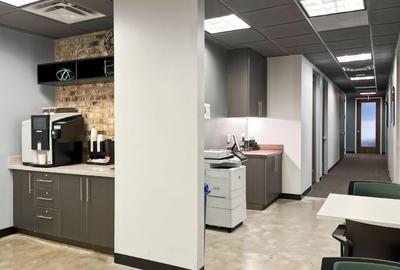 Alege spa?iu de birou privat pentru 5 persoane in Regus Office Central - 1